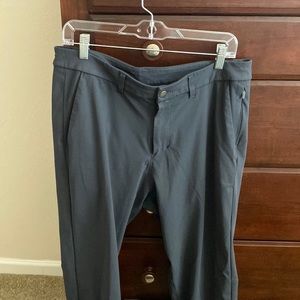 Men’s Lulu Lemon ABC pants